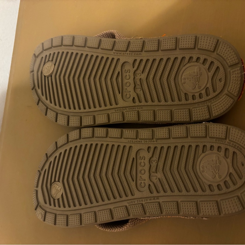 CROCS J3 Kids Sandals in Tan and Orange - Picture 7 of 7